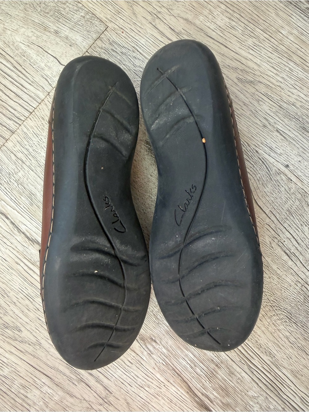 Clarks Leather Loafers - Picture 6 of 6